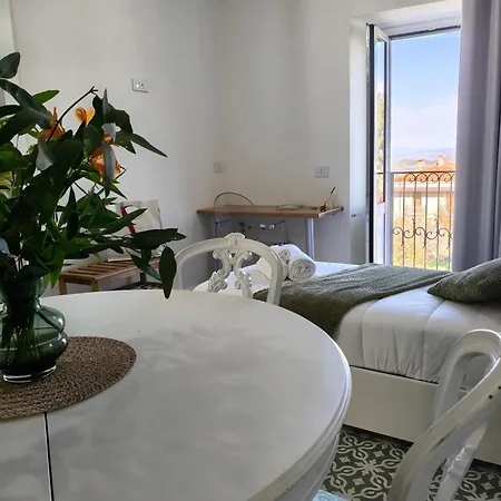 La Casetta Nel Borgo לינה וארוחת בוקר *